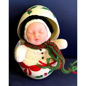 Anne Geddes Snowman Baby Doll Christmas Holly Egg Container 2005 Collectible